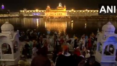 Guru Ram Das Birth Anniversary: Devotees Take Holy Dip in Amrit Kund at Golden Temple in Amritsar on Birthday of Fourth Sikh Guru (Watch Video)