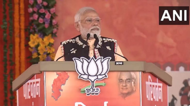 Chhattisgarh Assembly Election 2023: Congress Has Given ‘Ghotalebaaz Sarkar’, Everyone Is Fed Up, Says PM Narendra Modi in Bastar (Watch Video)