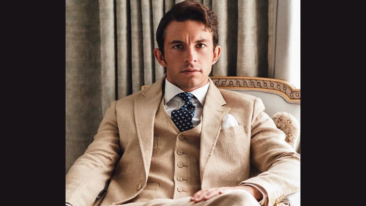 Jonathan Bailey Reflects on the Disruptive SAG-AFTRA Strike's Impact on Wicked Filming
