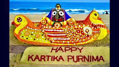 Kartik Purnima 2023: Sudarsan Pattnaik Creates Sand Art of Traditional Boat and Mahaprabhu Jagannath at Puri Beach in Odisha To Greet on Tripurari Purnima (See Pic and Video)