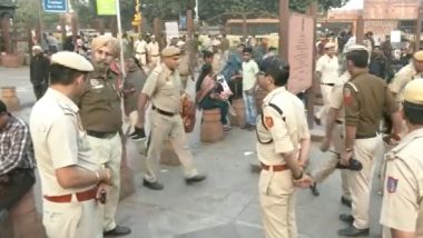 Diwali 2023: Delhi Police Conducts Patrolling in Chandni Chowk Market Ahead of Deepawali Festival (Watch Video)