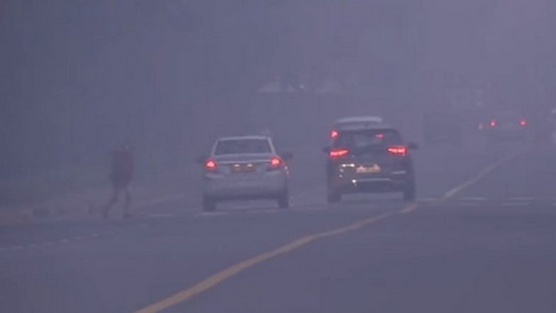 Delhi Weather Update: National Capital Records Coldest Day of Season As Mercury Dips to 6.5 Degrees Celsius