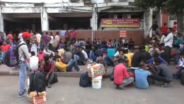 Stampede at Surat Railway Station: One Dead, Two Injured in Stampede As Passengers Rush To Board Bihar-Bound Special Train for Diwali, Chhath Festivals in Gujarat (Watch Videos)