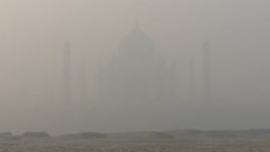 Taj Mahal Engulfed by Smog as Air Quality Deteriorates in Agra, Video of Haze Enveloping Historical Monument Surfaces