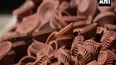 India News | Uttar Pradesh: Potters in Prayagraj Begin Preparing Earthen Lamps Ahead of Diwali