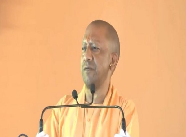 India News | Yogi Govt Plans Uniform Menu for Mid-Day Meal Scheme in UP