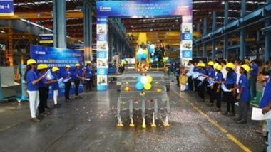 Business News | XCMG Machinery Going Glocal: the 2,000th Excavator That Made in India Rolls Off Assembly Line