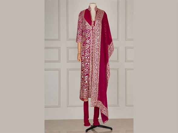 Business News | Revivify Presents Festive Edit, Shop Designer Looks/Outfits At Never Before Prices - Vimarsana News