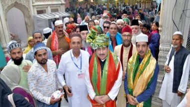 India News | Pakistani Pilgrims Visit Urs Mubarak of Hazrat Nizamuddin Aulia in Delhi
