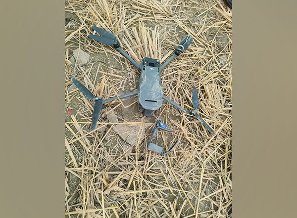 India News | BSF Recovers Pakistani Drone from Punjab's Firozpur