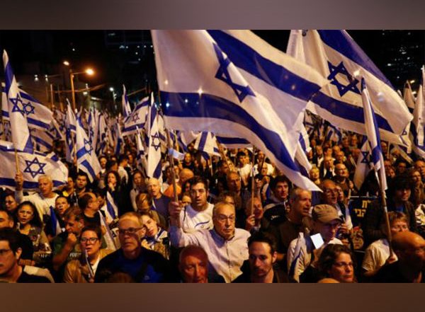 World News | Israeli Families Hold Protests in Tel Aviv, Seek Greater Action for Release of Hostages