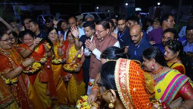 Pushkar Singh Dhami Receives Grand Welcome as He Reaches Mumbai To Participate in Roadshow for 'Uttarakhand Global Investors Summit 2023' (See Pics)
