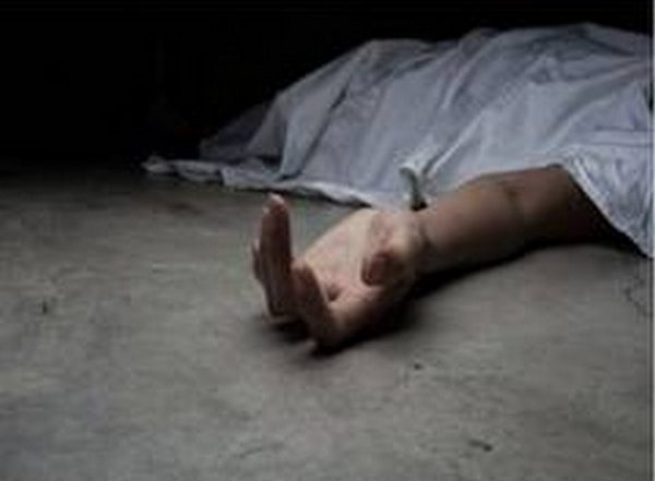 Tamil Nadu: Woman Suffers Electric Shock After Coming in Contact With Wire Dangling From Pole in Thiruvallur, Dies