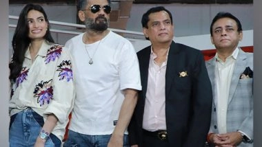 Business News | GM Modular Brand Ambassadors, the Father Daughter Duo - Suniel Shetty and Athiya Shetty Visited GM Modular Stall at Acetech, Mumbai 2023