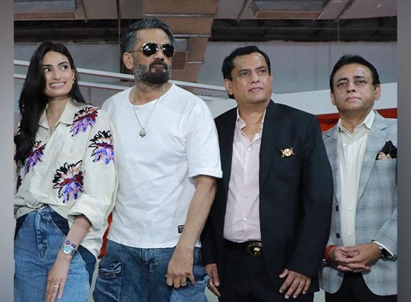 Business News | GM Modular Brand Ambassadors, the Father Daughter Duo - Suniel Shetty and Athiya Shetty Visited GM Modular Stall at Acetech, Mumbai 2023