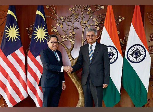 World News | India, Malaysia Hold Senior Officials Meeting Ahead of Joint Commission Meeting