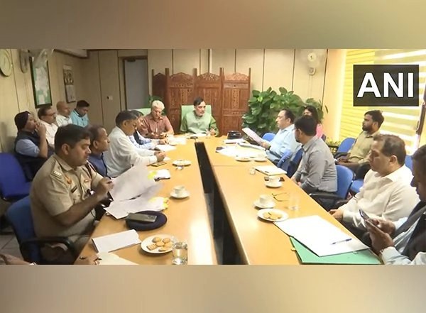 India News | Delhi Air Pollution: AAP Govt Holds Meeting to Chalk out Strategy for Implementing Odd-even Scheme