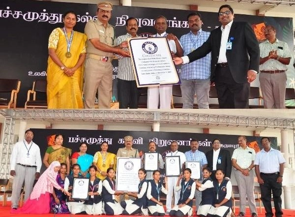 Business News | Chandrayaan-Inspired Seed Ball Mosaic: Pachaimuthu Group of Institutions' Global Feat
