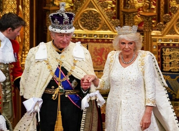 World News | Charles III Delivers First Speech as King to Parliament, Highlighting Conservative Legislative Agenda