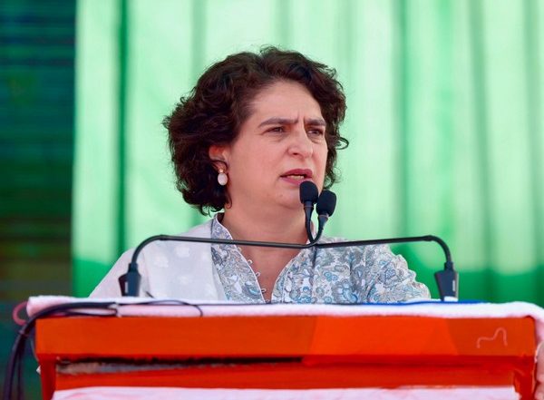 India News | Priyanka Gandhi Accuses BJP Government of Giving Country's Wealth to Few Industrialists; Says Ports, Airports Given to Adani