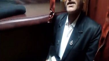 India News | Uttar Pradesh: TTE Suspended After Video of Him Taking Bribe from Passenger Goes Viral
