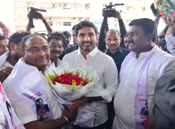 India News | TDP, Jana Sena Resolve to Move Ahead Together