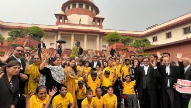 India News | Delhi: Chief Justice of India DY Chandrachud Inaugurates Cafe at Supreme Court Premises