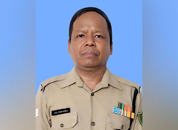 India News | BSF Jawan Killed in Pak Ceasefire Violation Saved Lives of 12 Colleagues in 1998; Won 7 Bravery Awards