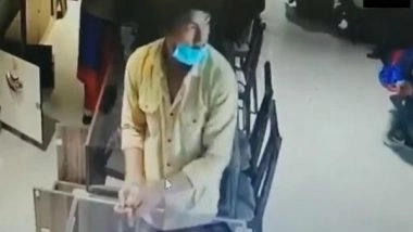 India News | Uttarakhand: Robbers Loot Gold, Silver Jewellery Worth Rs 20 Cr from Dehradun Store