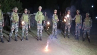 India News | Army Jawans Celebrate Diwali in Rajouri's Naushera