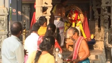 India News | Tamil Nadu: Devotees Throng Temples for Diwali