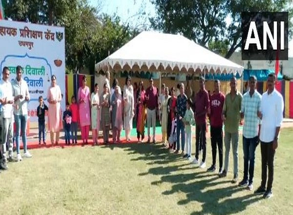 India News | J-K: BSF Jawans Celebrate Diwali in Udhampur