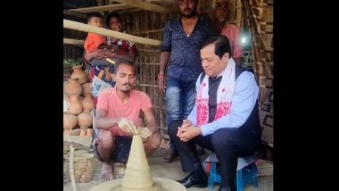 India News | Union Minister Sonowal Makes Earthen Lamps on Diwali