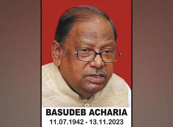 Basudeb Acharia Dies at 81: Former Lok Sabha MP and Veteran CPIM Leader Passes Away in Hyderabad Due Old-Age-Related Illnesses