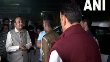 India News | Delhi Minister Raaj Kumar Anand Inspects Implementation of Non-essential Truck Ban at Singhu Border