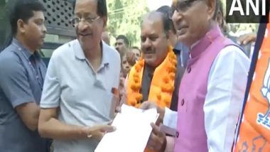 India News | MP CM Chouhan Distributes Voter Slips to Residents in Bhopal, Urges to Exercise Their Franchise