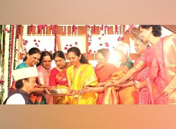 Bhai Dooj 2023: Maharashtra Deputy CM Ajit Pawar Celebrates Bhau Beej With Cousin Supriya Sule at Baramati (Watch Video)