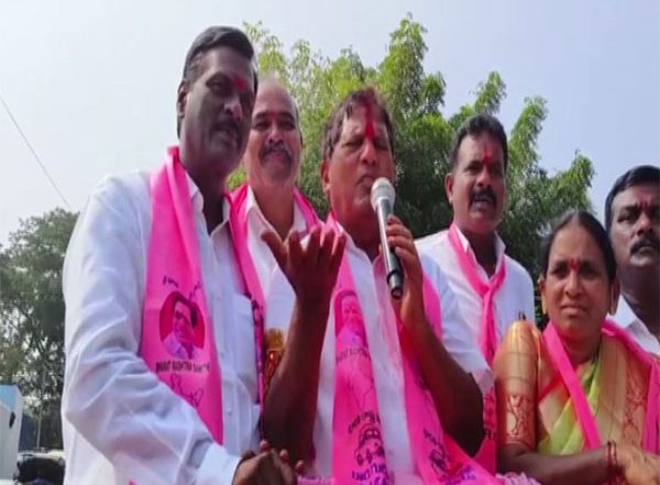 India News | Telangana: Miryalaguda BRS MLA Nallamothu Bhaskar Rao Denies Reports of IT Raids
