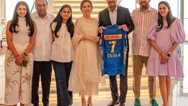 Sports News | Football Legend David Beckham Meets Ambani Family in Mumbai