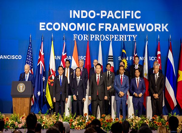 Business News | Union Minister Piyush Goyal Participates in PGII, IPEF Investors Forum in US
