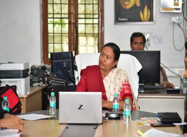 India News | Uttarakhand Tunnel Collapse: ACS Radha Raturi Takes Stock of Ongoing Rescue Operation