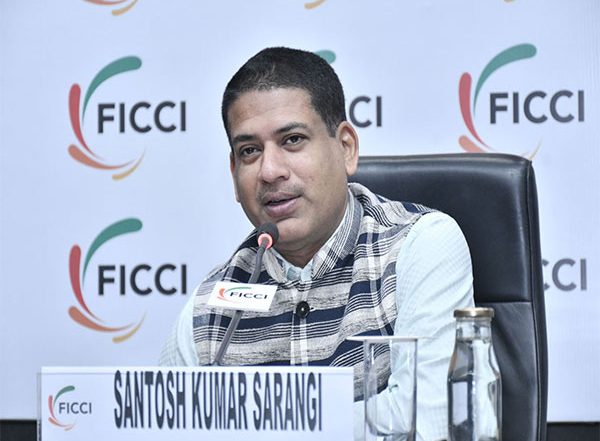 Business News | Indian E-commerce Exports Likely to Touch USD 200 Billion by 2030: DGFT Chief
