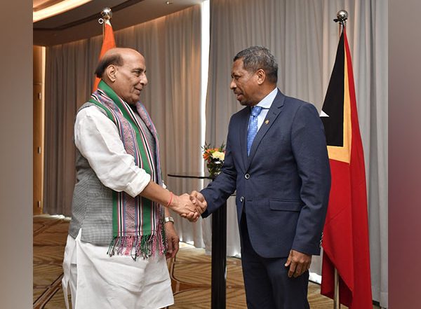 World News | Rajnath Singh Meets Timor-Leste Defence Minister, Reaffirms India's Support for Development