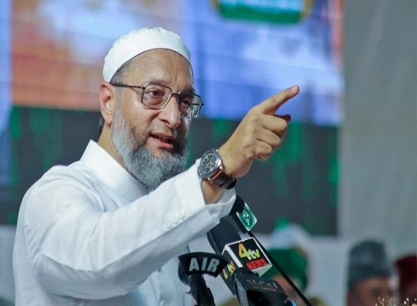 India News | Gloves off in Telangana: Asaduddin Owaisi Trains Gun at Rahul Gandhi over 'taking Money' Claims