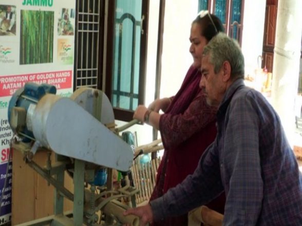 India News | Udhampur Couple Revives Traditional Bamboo-craft Art Form with J-K Govt's Karkhandar Scheme - Vimarsana News