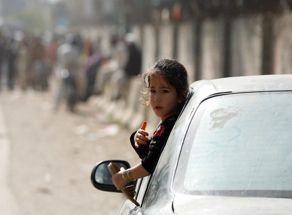 World News | Mass Return of Afghan Refugees from Pakistan Worsens Humanitarian Crisis: UNHCR