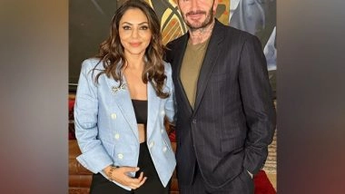 Entertainment News | Gauri Khan Poses with Football Legend David Beckham at 'Mannat' Party