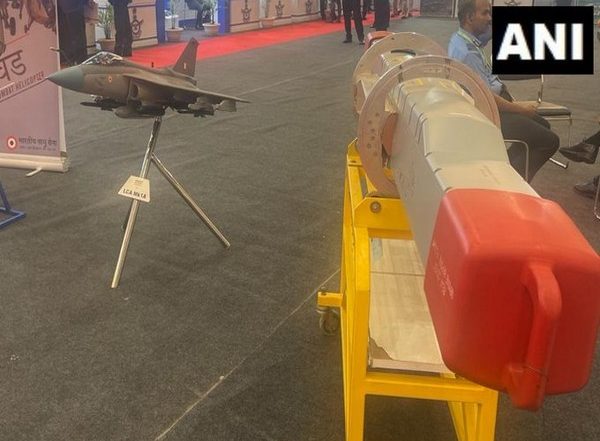 India News | Indian Air Force to Develop Indigenous Jammer Pod for LCA Mark 1A Fighter Aircraft