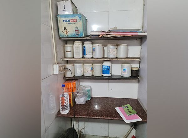 India News | Mumbai Police Raids Clinic in Shivaji Nagar; 'quack' Arrested