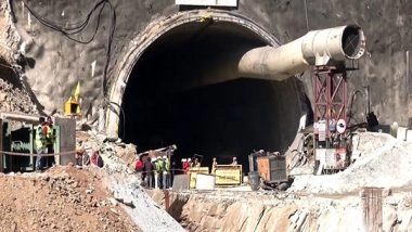 India News | Uttarkashi Tunnel Collapse: First Hot Meal Sent for Trapped Workers as Rescuers Achieve Breakthrough on Ninth Day